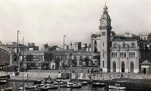 Scalinata Reale - Edificio Orologio