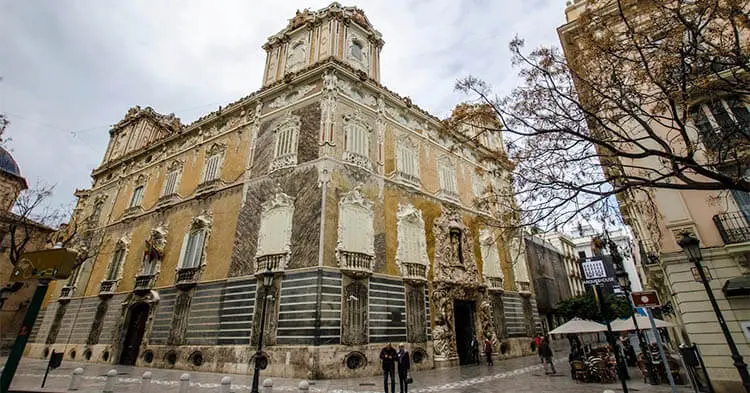 Museo della Ceramica - Palazzo Marqués de Dos