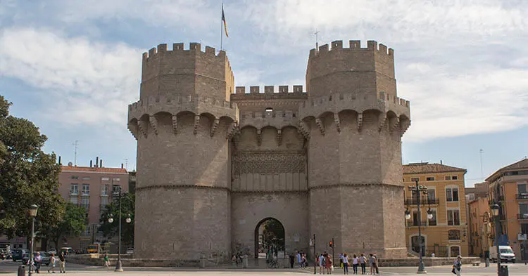 Torres de Serranos - Monumento di Valencia